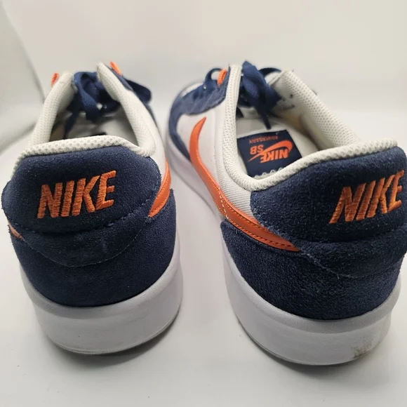 Size 10.5 Men's - Nike Adversary Premium SB Navy Safety Orange EU 44.5 (T11) - Picture 4 of 7